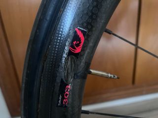 Kuota Kougar carbono Di2 carretera