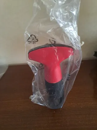 Apribottiglie Tupperware Rosso/Nero