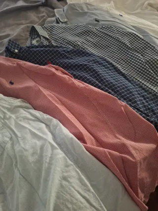 4 Camisas de marca Talla XL