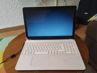 Portátil Sony Vaio Blanco