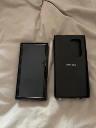 Samsung Galaxy S23 Ultra Morado