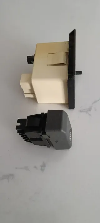 Reloj y Botón Antinieblas Renault Clio 1ª Fase