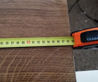 Mesa extensible de madera con cajones