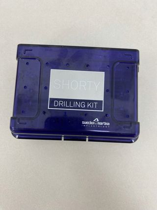 Caja de implantes quirúrgicos Sweden & Martina