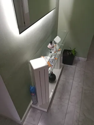 Recibidor blanco moderno