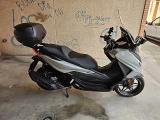Honda 2023_Forza 125 gris automática