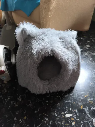 Camita muy suave para gatitos y cojín viscolastico