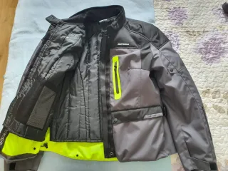 Chaqueta de moto SPIDI con protecciones