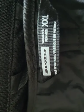 Chaqueta de moto SPIDI con protecciones