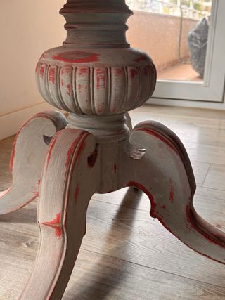 Mesa redonda Isabelina marquetería antigua