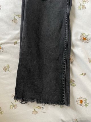 Pantalones flare negros Mango