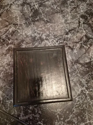 Vela decorativa cuadrada con soporte