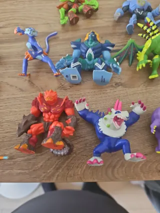 Lote 20 Figuras Gormiti