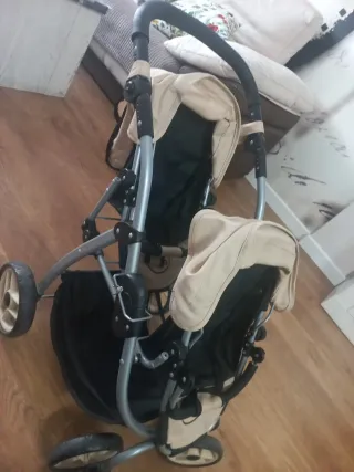 Carrito gemelar para muñecas MIYO