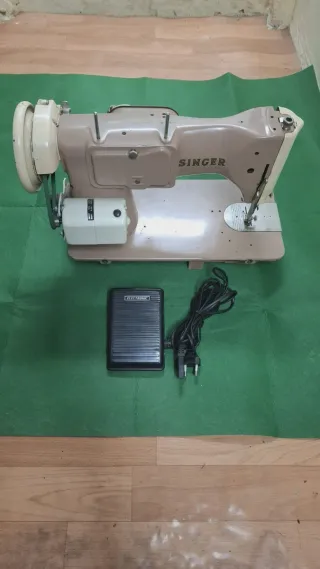 Máquina de coser Singer Vintage
