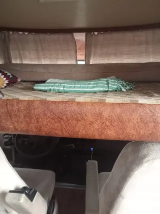 AUTOCARAVANA HYMER LISTA PARA VIAJAR BIEN EQUIPADA