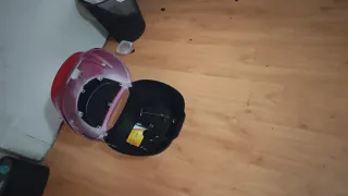 Maletín para moto rojo y negro