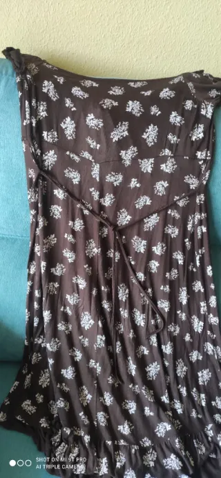 Vestido marrón estampado floral
