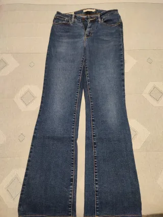 Pantalones vaqueros Levi's acampanados