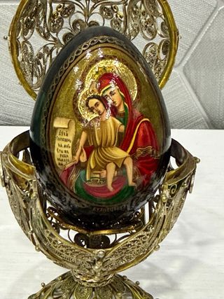 Uovo Russo Antico Dipinto a Mano