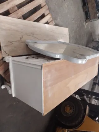 Mueble antiguo tocador mármol y madera