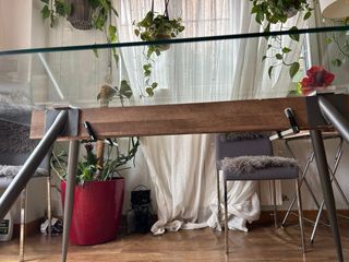 Mesa de salón cristal y metal