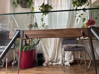 Mesa de salón cristal y metal