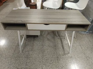 Escritorio moderno madera y metal