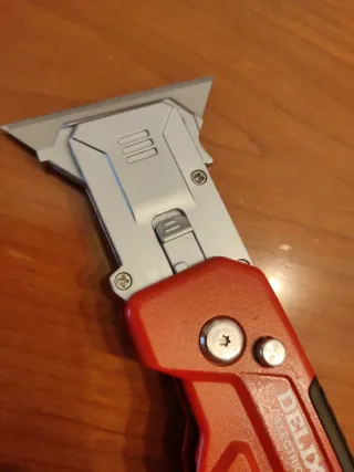 Cúter Plegable DELIXI Electric multifuncion