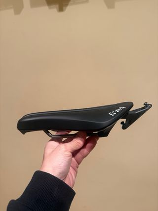 Sillín Fizik Transiro Aeris LD R3 135mm