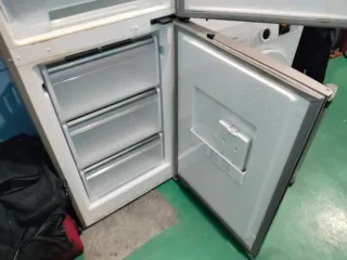 Frigorífico Siemens con fuga de gas