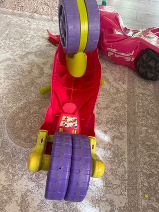 Motos infantiles rosas y amarillas 2 motos