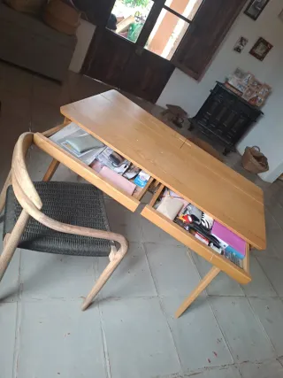 Escritorio madera con cajones 120x60x70