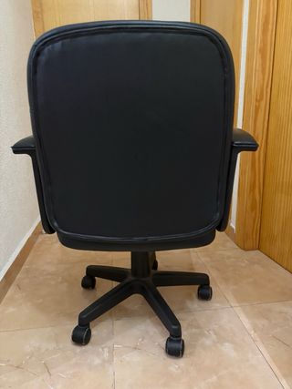 Silla giratoria de escritorio con ruedas
