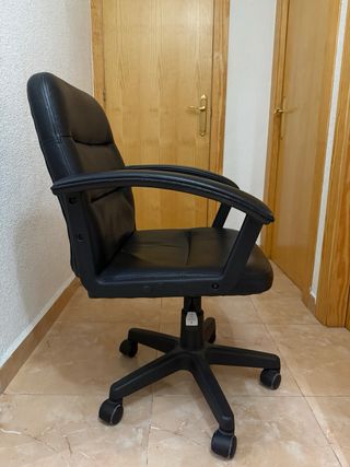 Silla giratoria de escritorio con ruedas