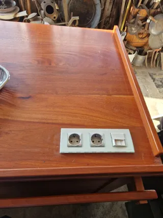 Mueble aparador camarera en madera tropical