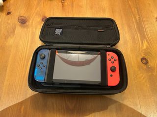 Nintendo Switch + Mando Pro + Dock + Cargador