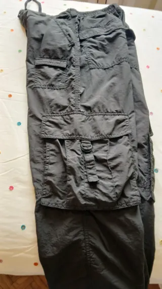 Pantalón cargo negro