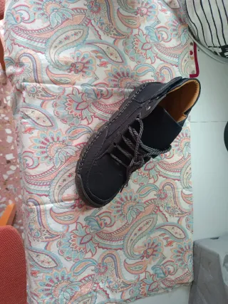 Par de mocasines de cuero para hombre(NEGOCIABLE)