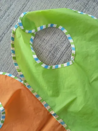 Baberos de fácil limpieza