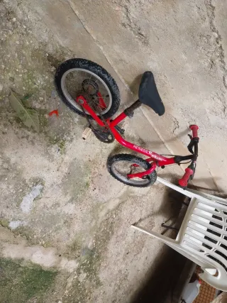 Bicicleta Infantil Roja Btwin