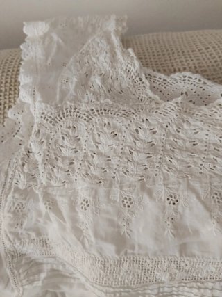 2 camisas/top antiguas hechas a mano