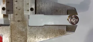 Pendiente Oro Blanco con diamante De 0.15Ct