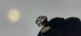 Pendiente Oro Blanco con diamante De 0.15Ct