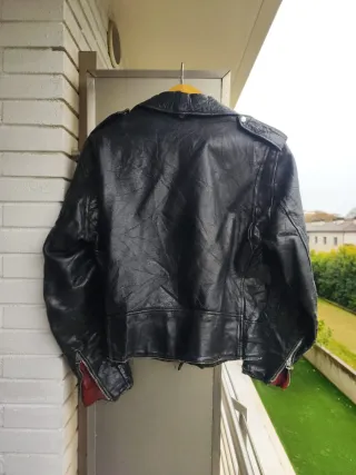 Chaqueta Schott Etiqueta Toro Negra