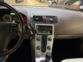 Volvo C30 D3 MOMENTUN 2010