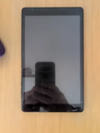 Tablet 7 pulgadas  y Funda Morada