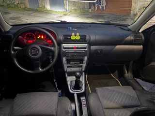 SEAT Leon 2004