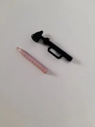 Barbie sedia a rotelle Ken più accessori dottore