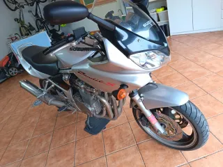 Suzuki Bandit S Plata